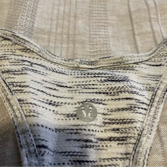 Lululemon Essential Tank (Tiger Space Dye Black White) - Picture 10 of 10